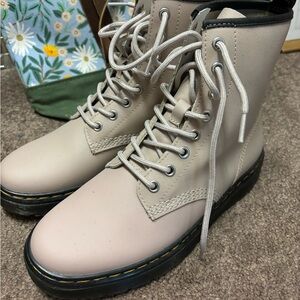 Dr Martens ladies lace up boots